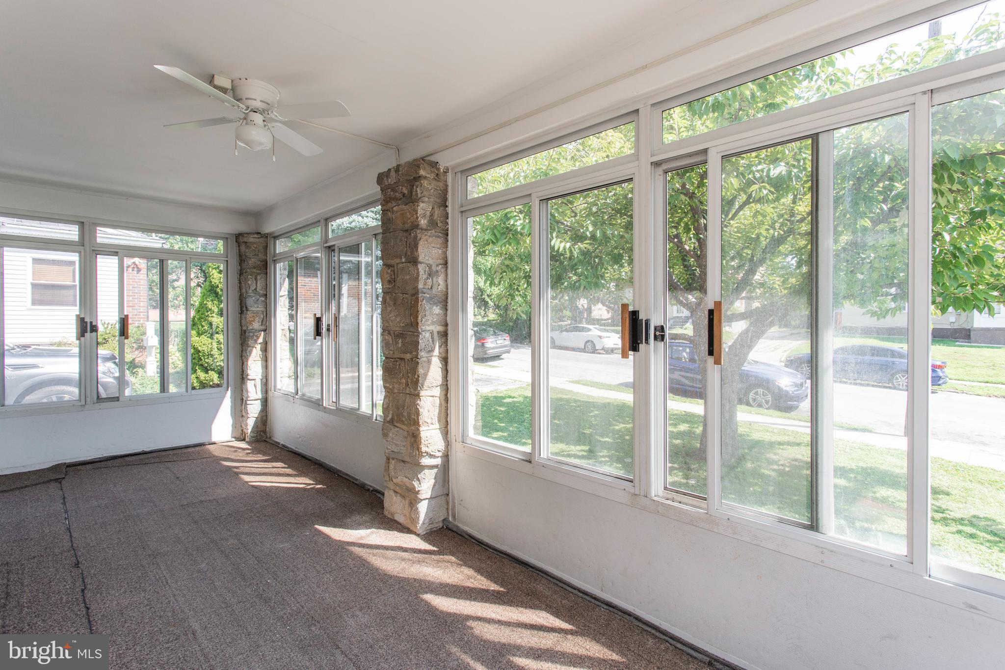 7212 Wayne Avenue Upper Darby, PA 19082 - Photo 11 of 20 Large sunroom