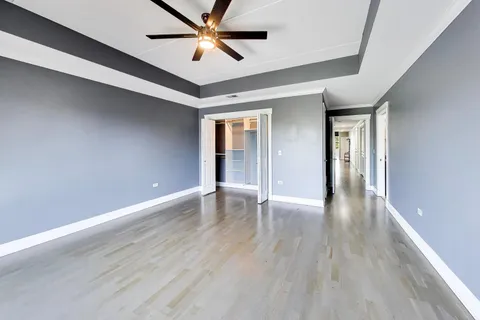 $675,000 | 1915 West Diversey Parkway, Unit 402, Chicago, IL 60614