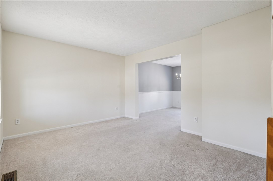 165 Meadows Drive Springboro, OH 45066 - Photo 10 of 58