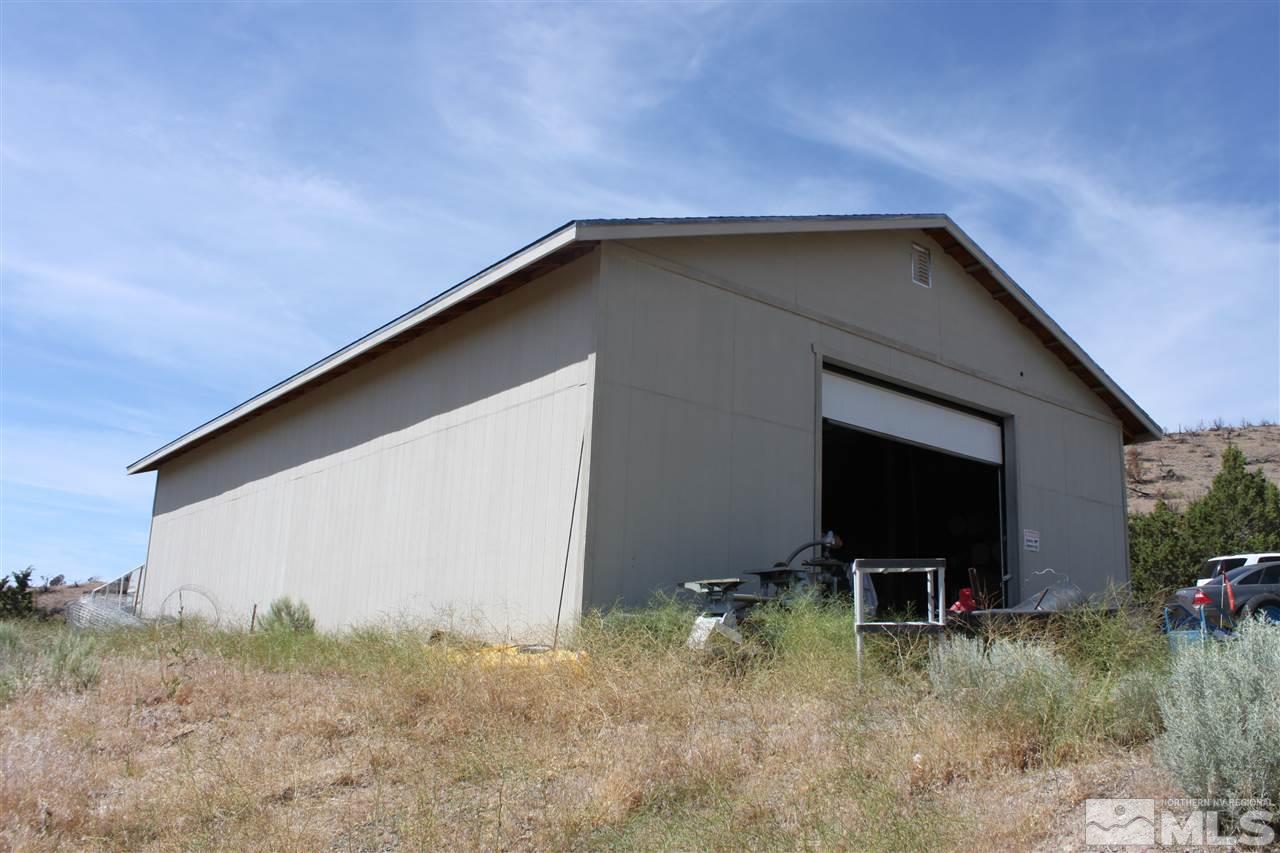 2000 Piute Creek Road Reno, NV 89510 - Photo 2 of 17 a backyard of a house