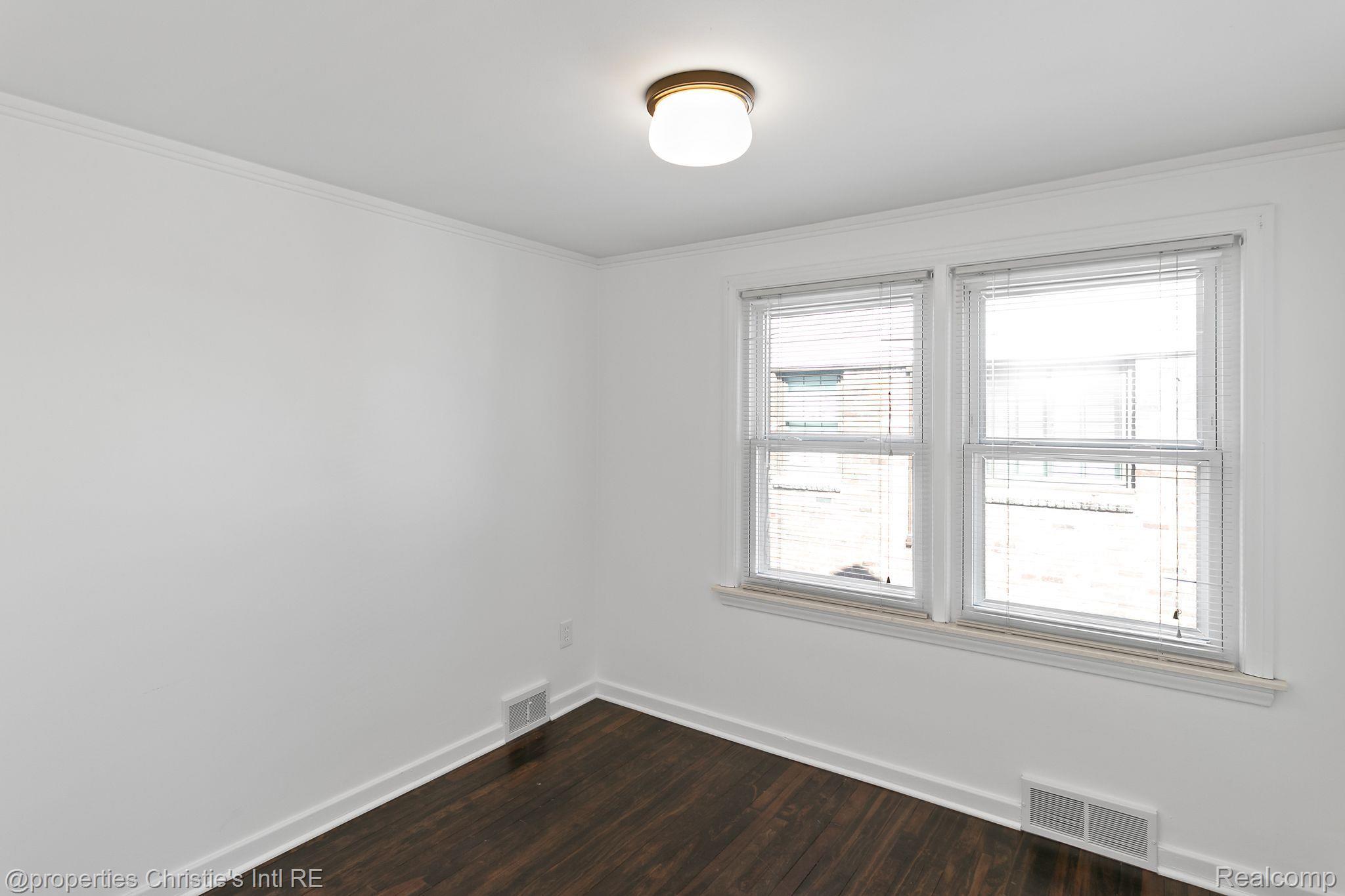 272 Alter Road Detroit, MI 48215 - Photo 20 of 27 Gallery Image 20