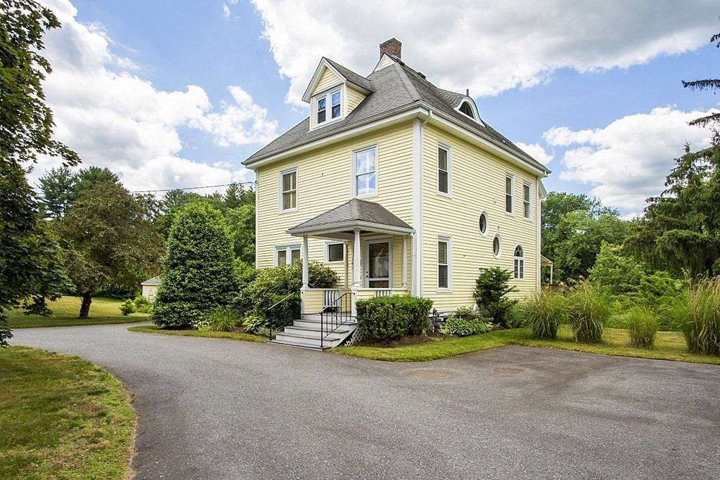 141 Landham Road Sudbury, MA 01776 - Photo 2 of 42 Gallery Image 2
