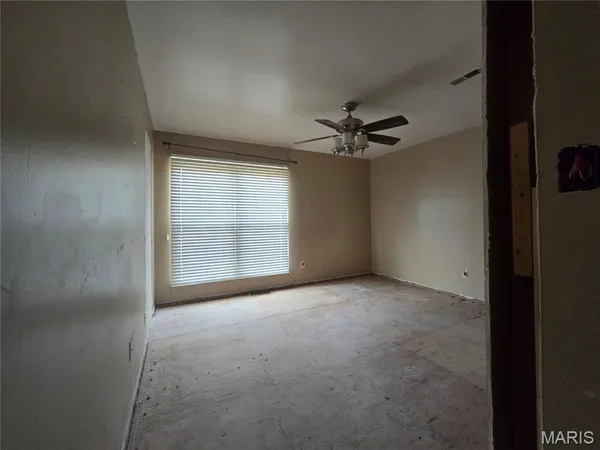 $169,900 | 3655 Seville Drive, Florissant, MO 63033