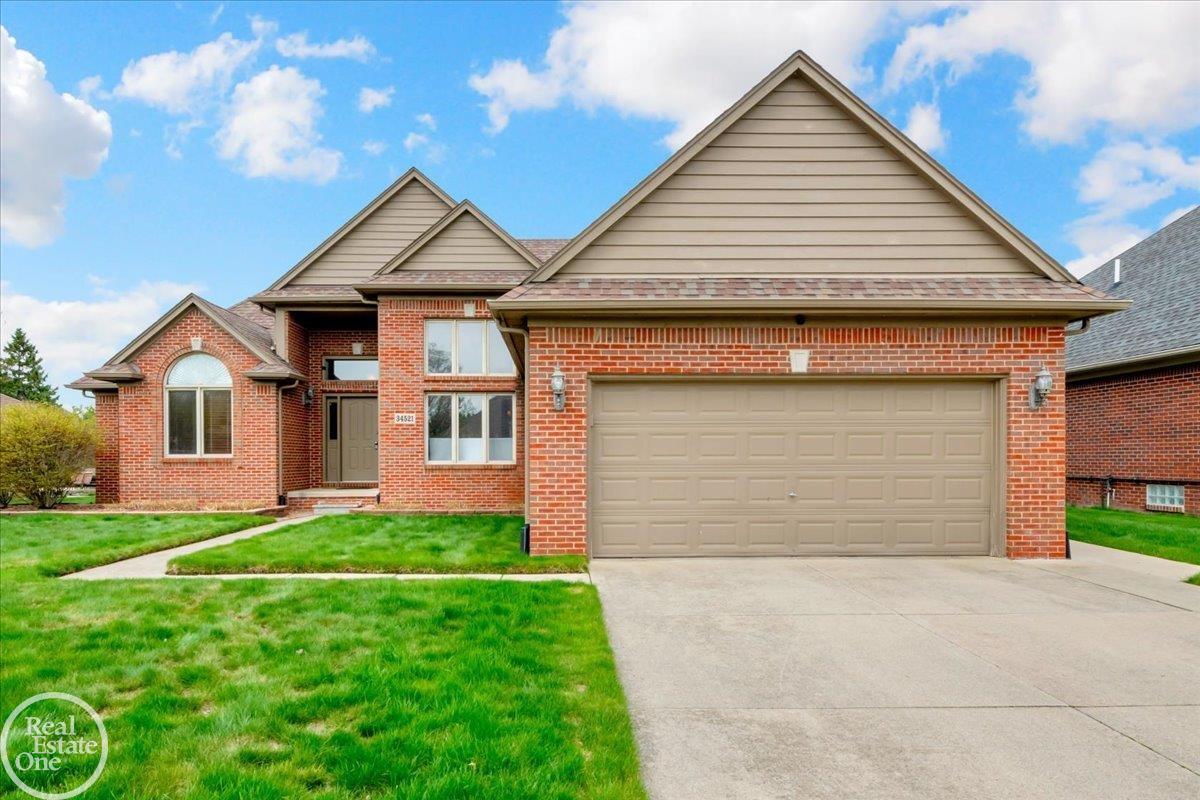 34521 Blue Spruce Road New Baltimore, MI 48047 - Photo 1 of 41 Gallery Image 1