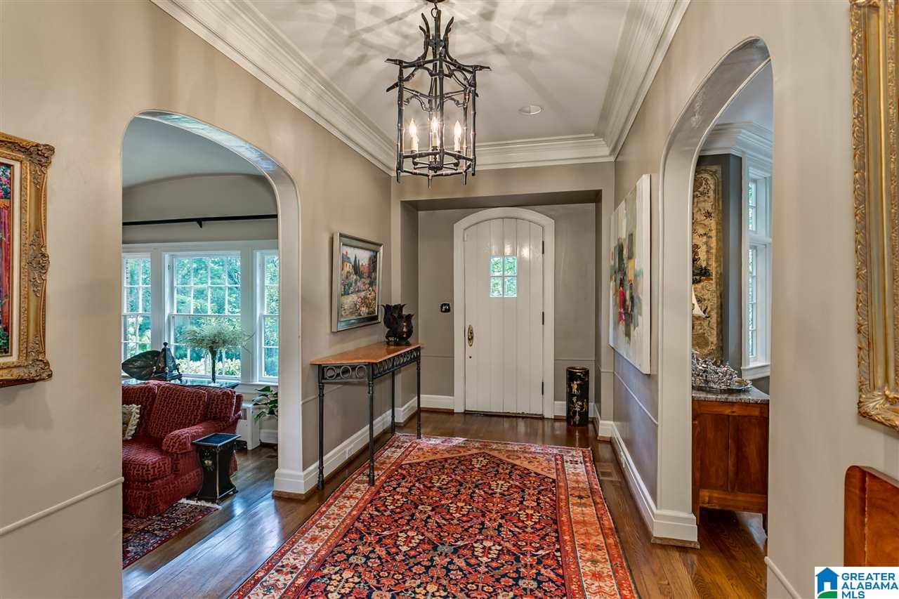 3526 Lenox Road Birmingham, AL 35213 - Photo 3 of 50