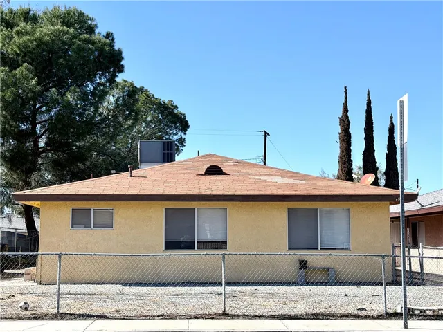 $1,780 | 184 Alessandro Avenue North, Unit B, San Jacinto, CA 92583