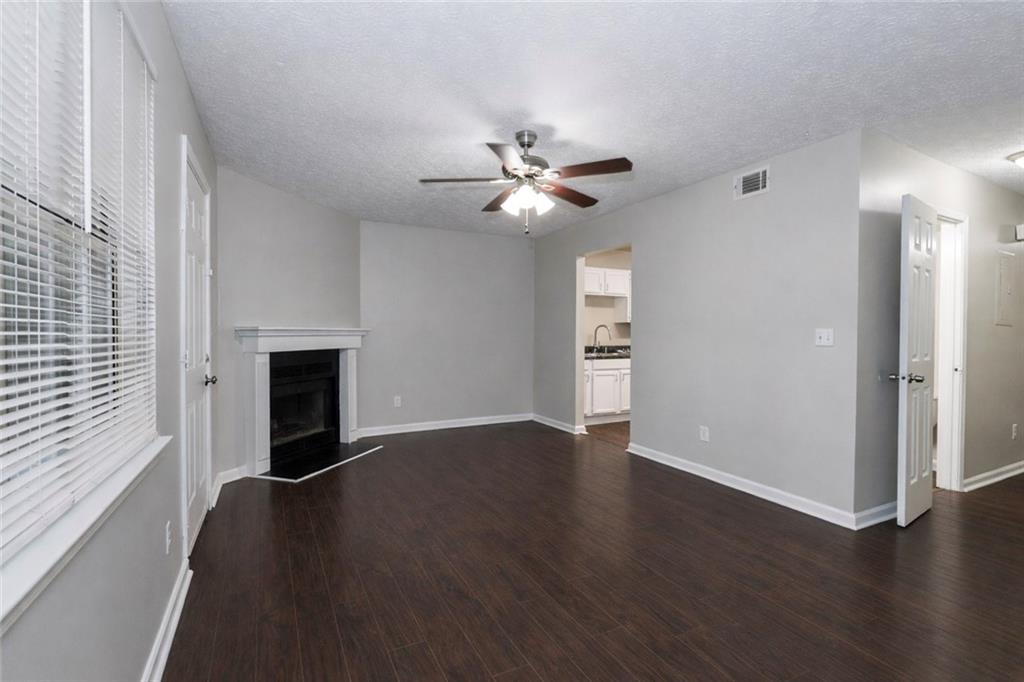 7215 Crestside Drive Austell, GA 30168 - Photo 4 of 19