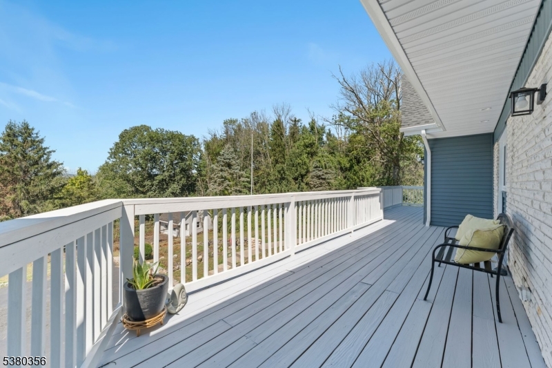 1 Rossi Drive Clinton, NJ 08809 - Photo 4 of 17