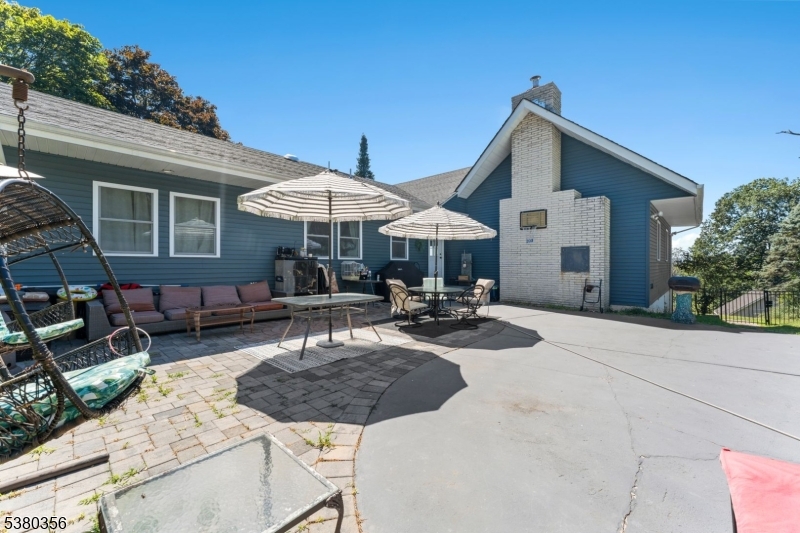 1 Rossi Drive Clinton, NJ 08809 - Photo 6 of 17