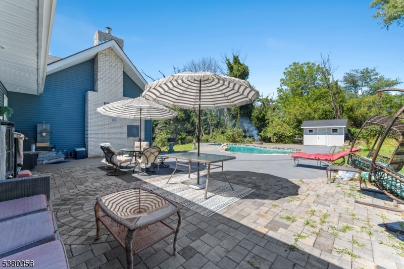 1 Rossi Drive Clinton, NJ 08809 - Photo 7 of 17