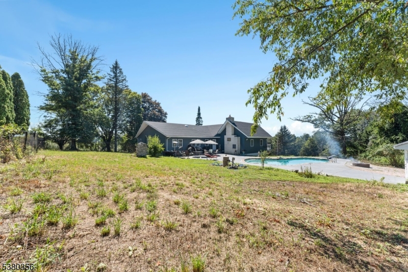 1 Rossi Drive Clinton, NJ 08809 - Photo 9 of 17