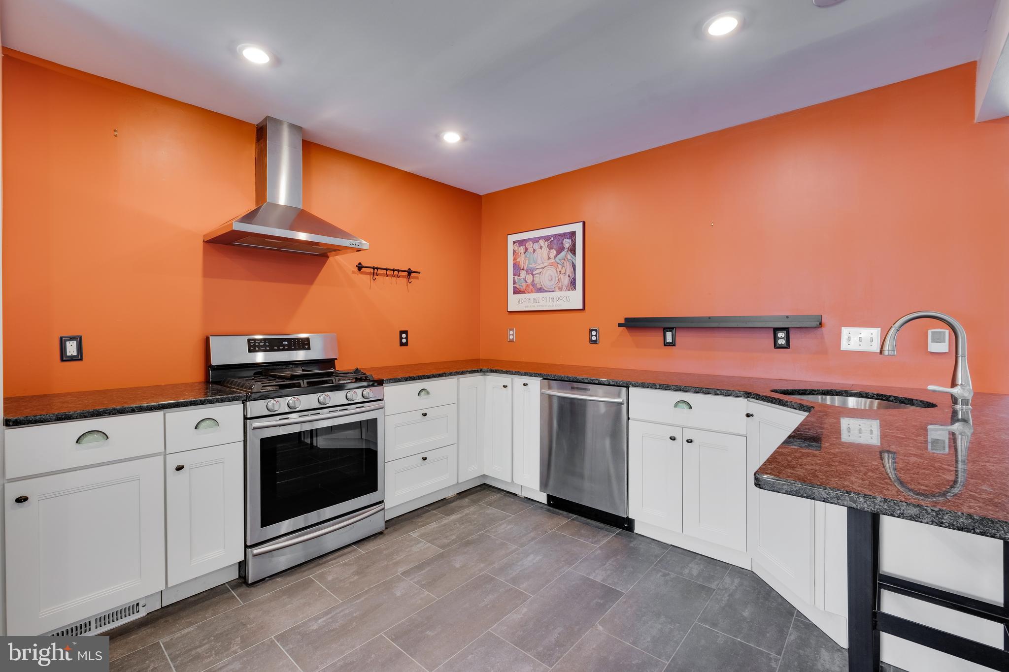 508 Willow Road Oreland, PA 19075 - Photo 5 of 21 Gallery Image 5