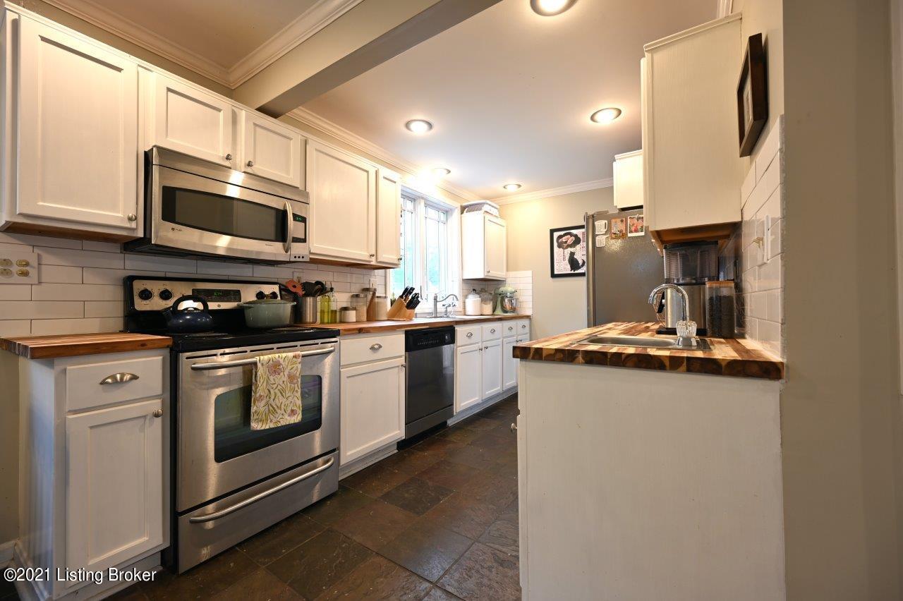 2923 Curran Road Louisville, KY 40205 - Photo 11 of 41 DSC_4653