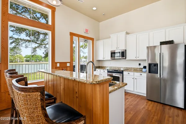 $750,000 | 9385 Fallen Pear Lane Northeast, Leland, NC 28451