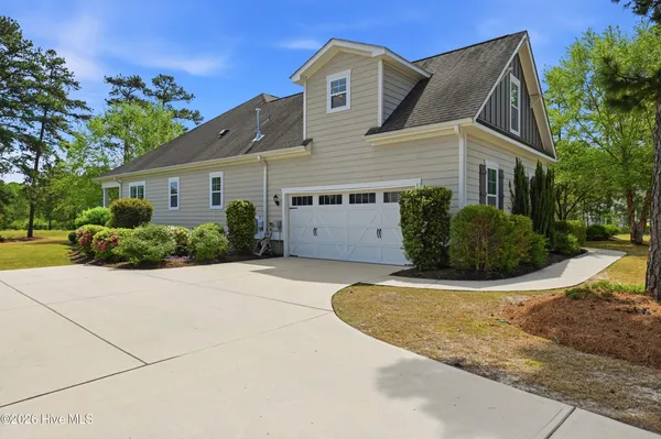 $750,000 | 9385 Fallen Pear Lane Northeast, Leland, NC 28451