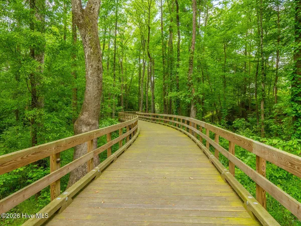 $750,000 | 9385 Fallen Pear Lane Northeast, Leland, NC 28451