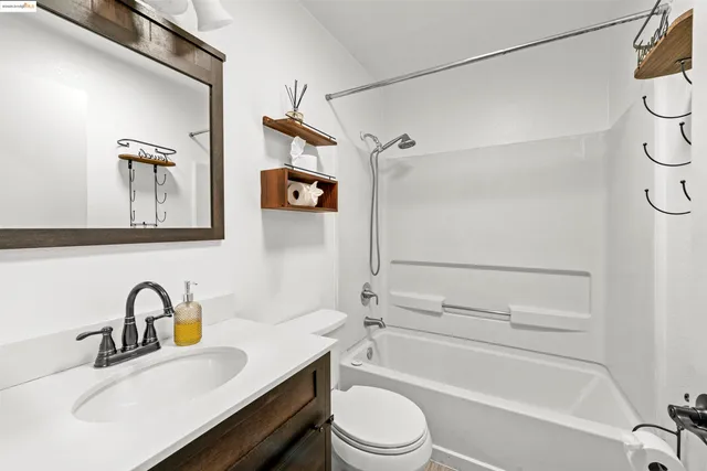 $390,000 | 337 Westmont Place, Santa Rosa, CA 95401