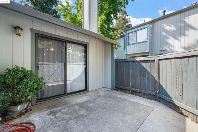 $390,000 | 337 Westmont Place, Santa Rosa, CA 95401