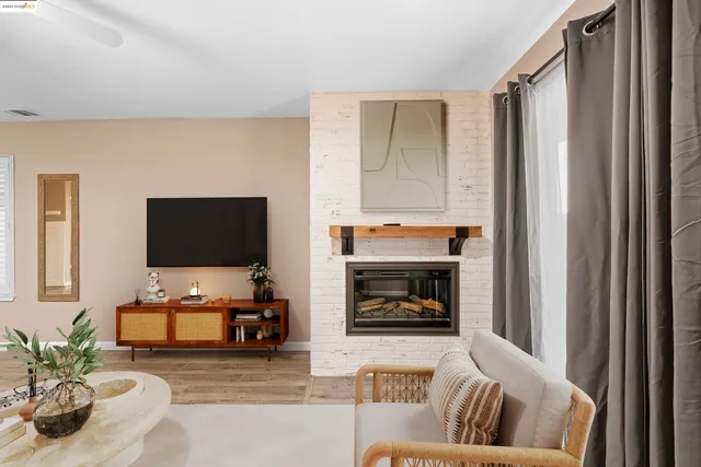 $390,000 | 337 Westmont Place, Santa Rosa, CA 95401