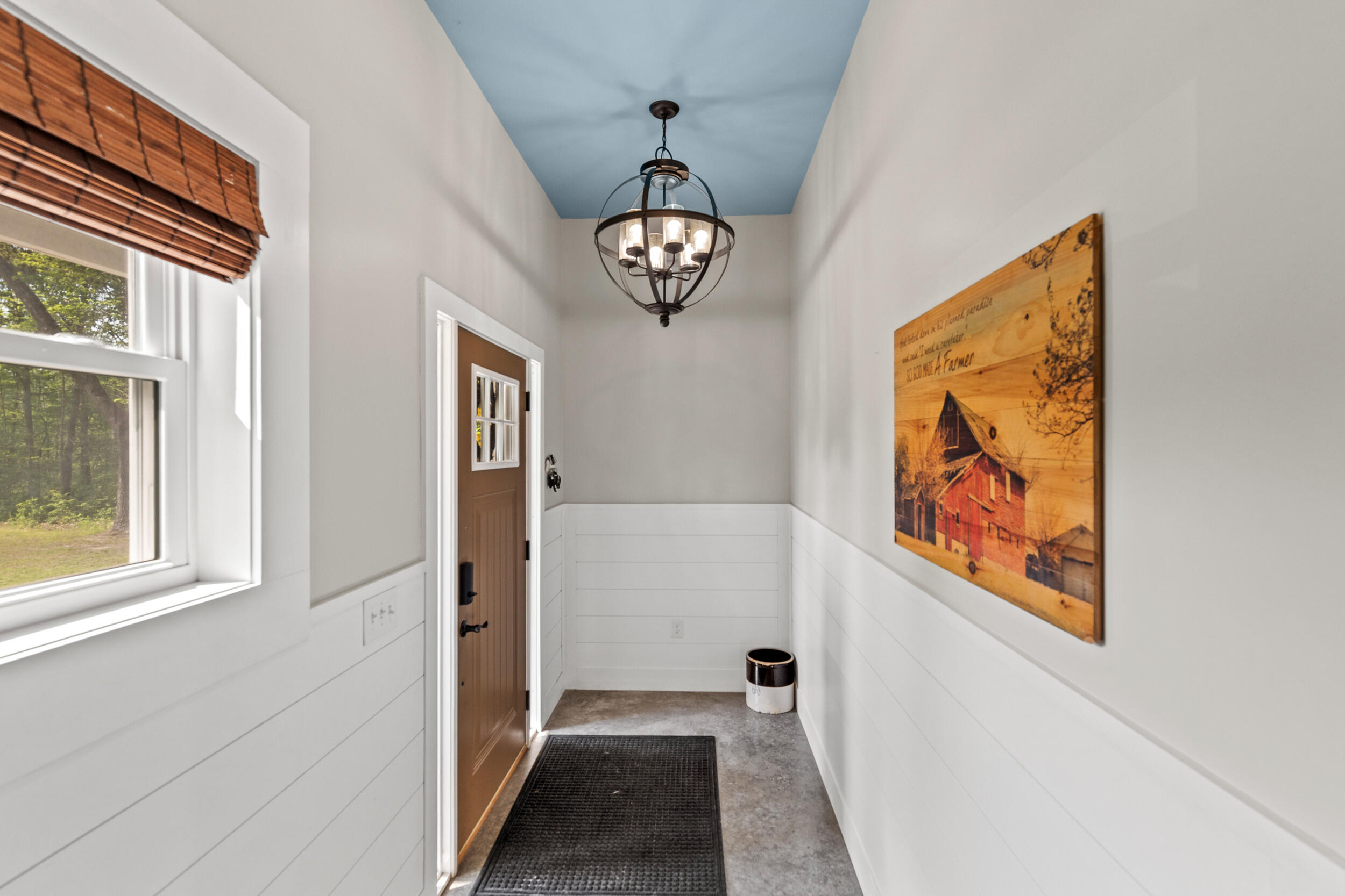 2980 North Old State Road Weidman, MI 48893 - Photo 6 of 55 entryway