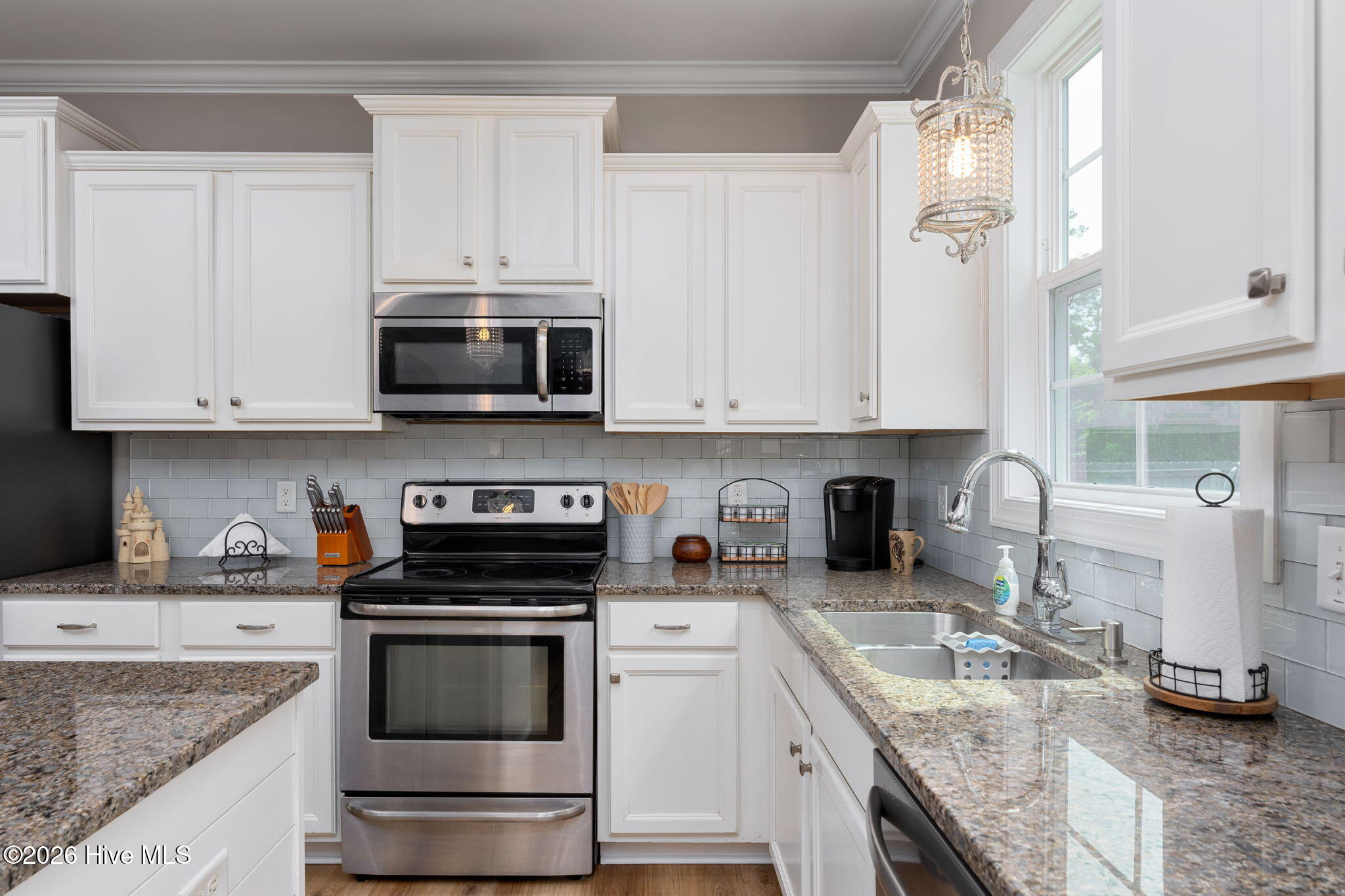 206 Cheswick Drive Holly Ridge, NC 28445 - Photo 19 of 48 ktichen-01b