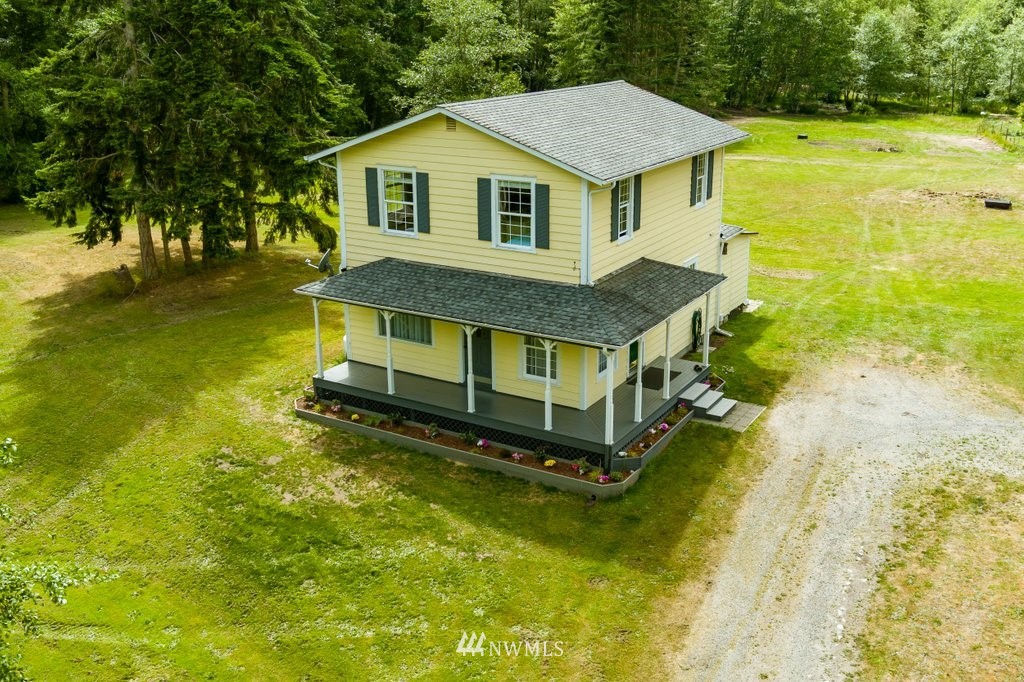 2187 Zylstra Road Oak Harbor, WA 98277 - Photo 1 of 40 Gallery Image 1