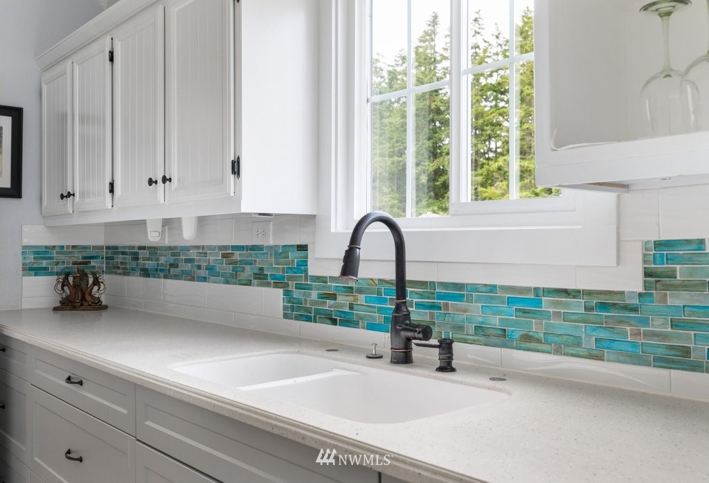 2187 Zylstra Road Oak Harbor, WA 98277 - Photo 10 of 40 Gallery Image 10