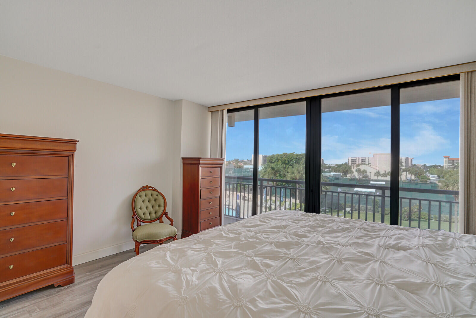 2727 North Ocean Boulevard, Unit 2020 Boca Raton, FL 33431 - Photo 17 of 52 Bedroom