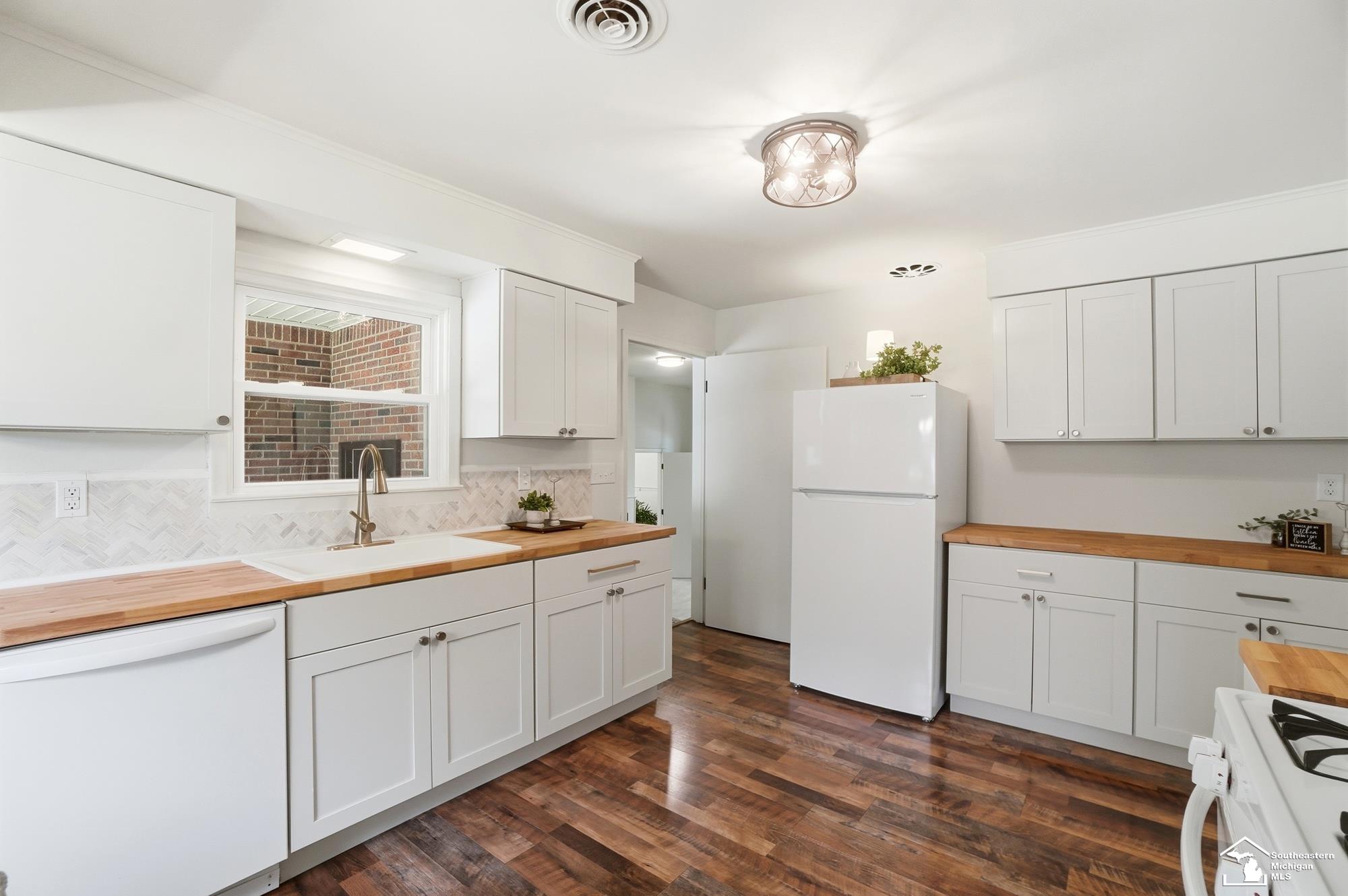 12512 Maxwell Road Carleton, MI 48117 - Photo 23 of 51