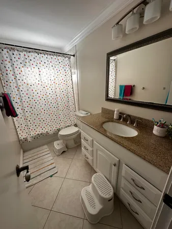 $5,000 | 6860 Calle Del Paz South, Unit S, Boca Raton, FL 33433