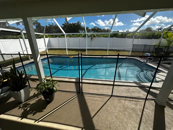 $5,000 | 6860 Calle Del Paz South, Unit S, Boca Raton, FL 33433