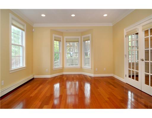 20 Linden Road Barrington, RI 02806 - Photo 11 of 20 Living Room.