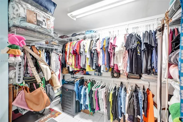 $2,088,000 | 2024 Alton Road, Miami Beach, FL 33140