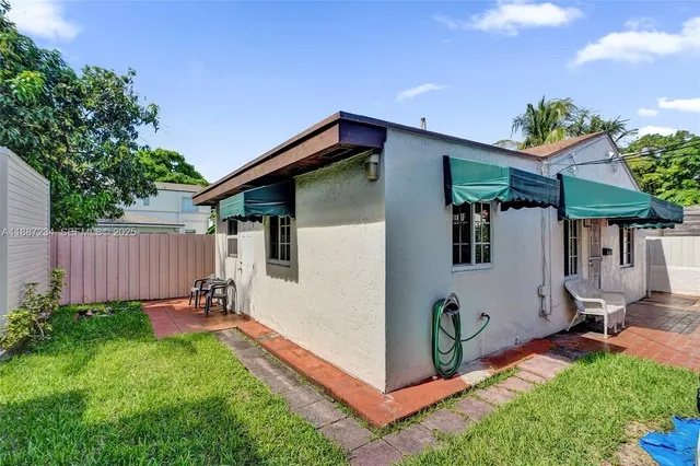 $2,088,000 | 2024 Alton Road, Miami Beach, FL 33140