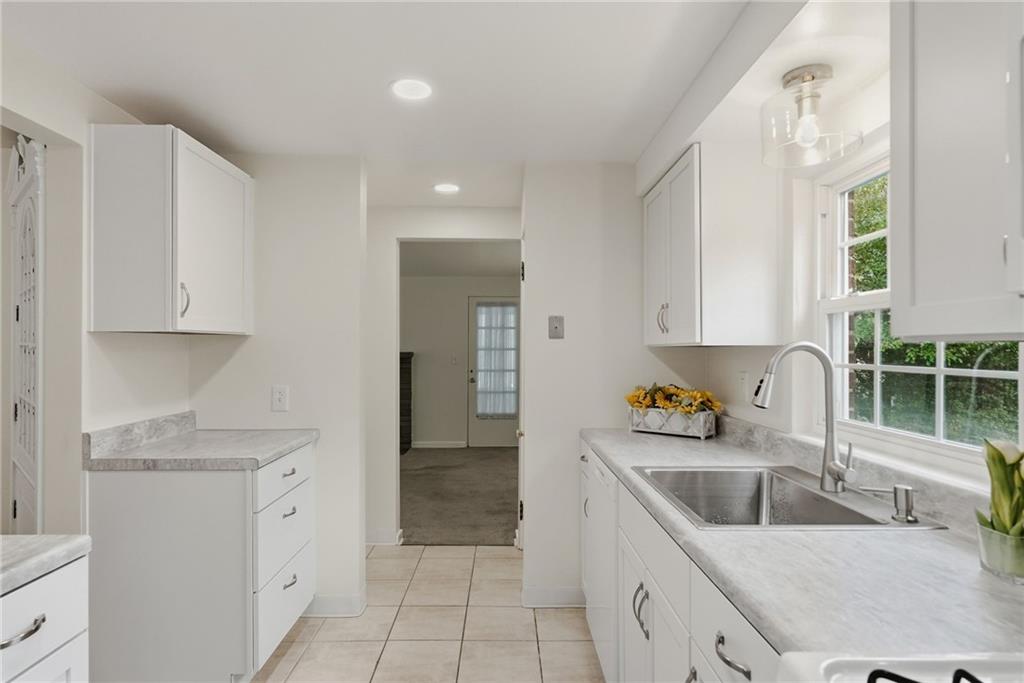 1335 Bower Hill Road Pittsburgh, PA 15243 - Photo 22 of 38 Gallery Image 22
