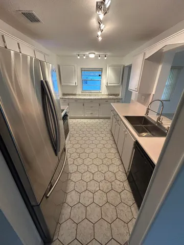 $1,895 | 2013 Vastine Drive, Boynton Beach, FL 33426