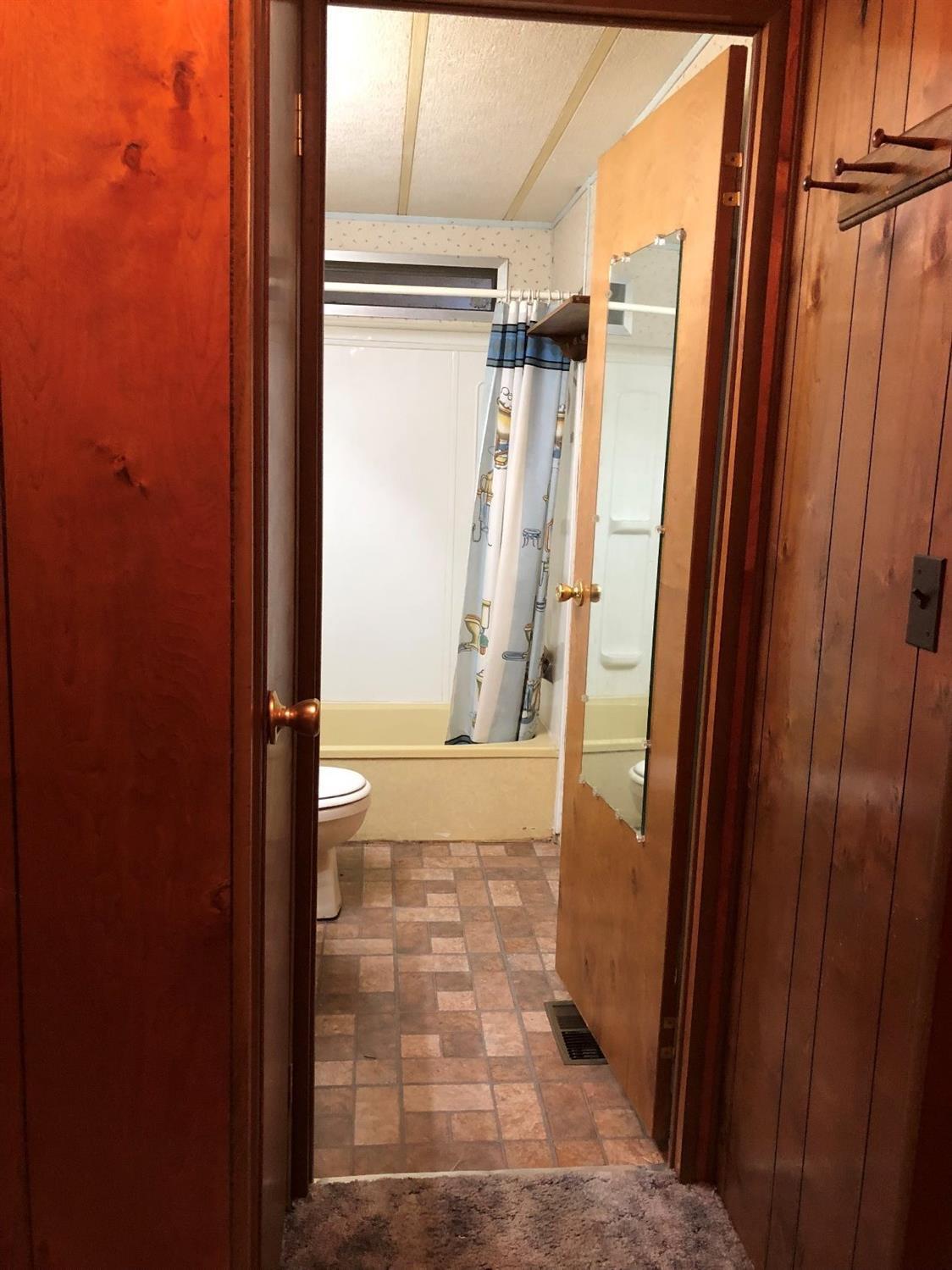 6226 East Evans Creek Road, Unit 15 Rogue River, OR 97537 - Photo 24 of 30 a view of bathroom