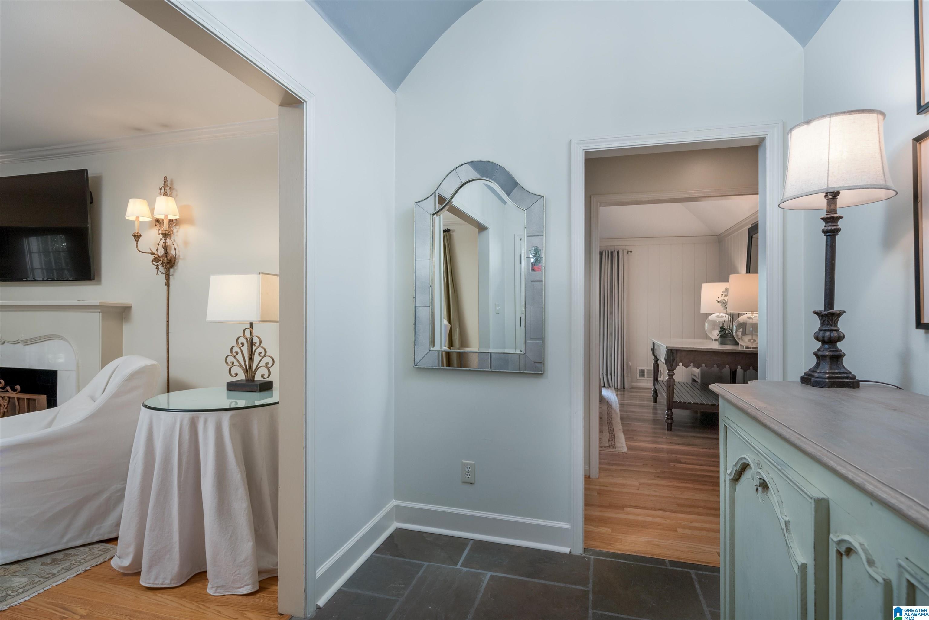 3325 Faring Road Birmingham, AL 35223 - Photo 4 of 39