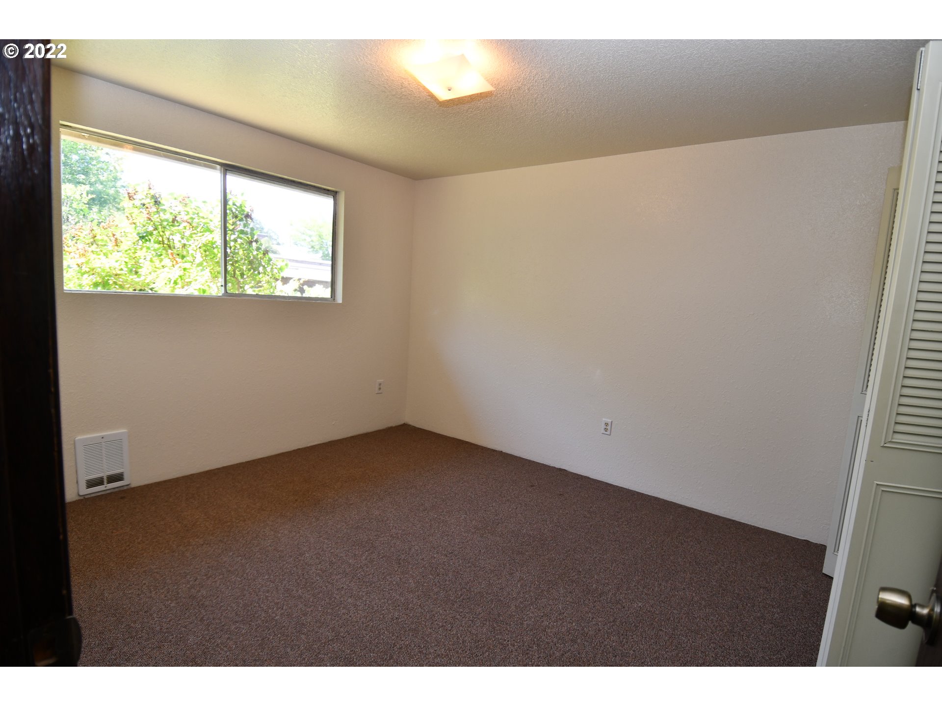 4602 Carnes Road Roseburg, OR 97471 - Photo 10 of 15