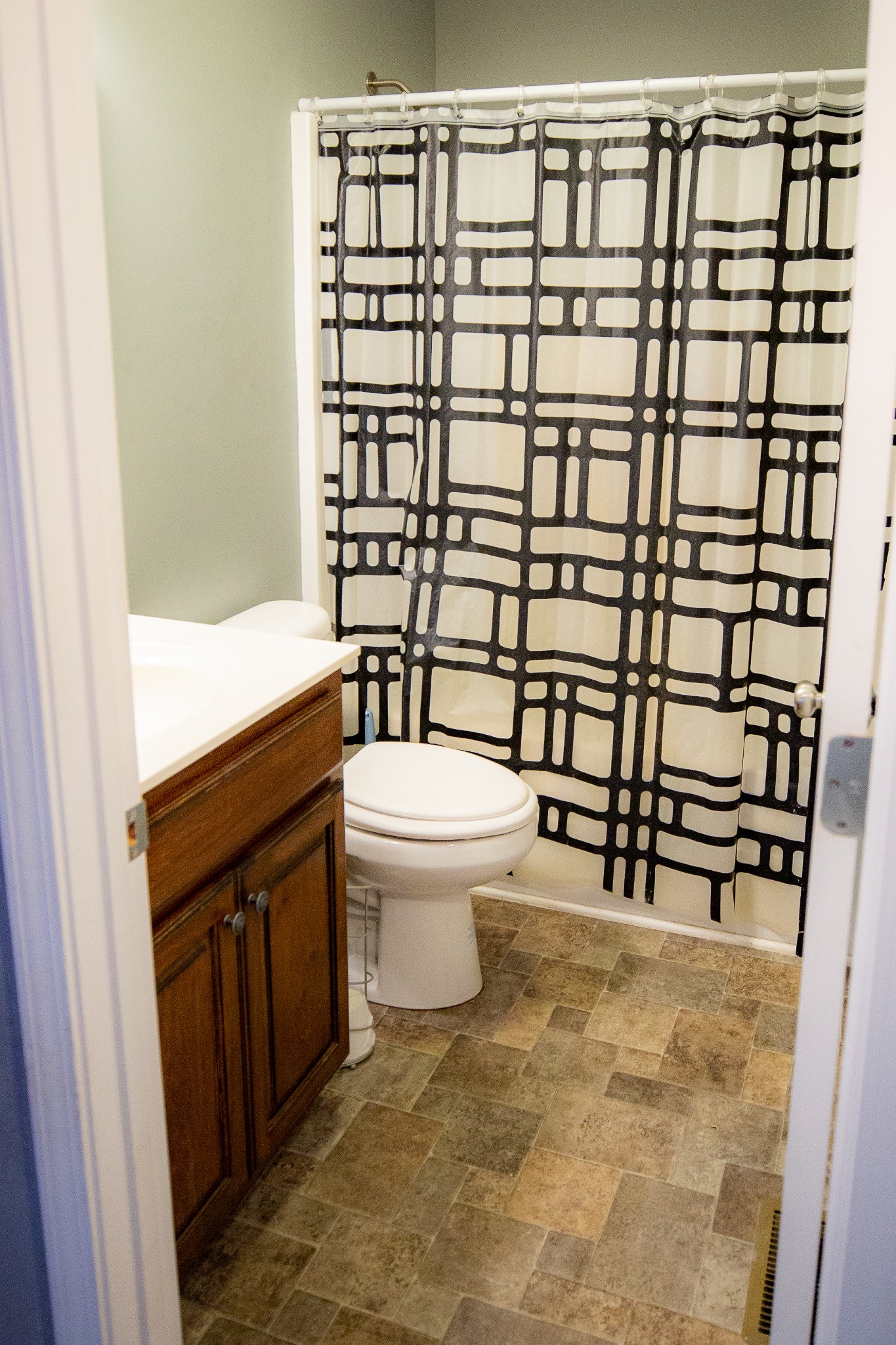 1810 Holland Road Lafayette, TN 37083 - Photo 8 of 10 a bathroom with a toilet and a shower