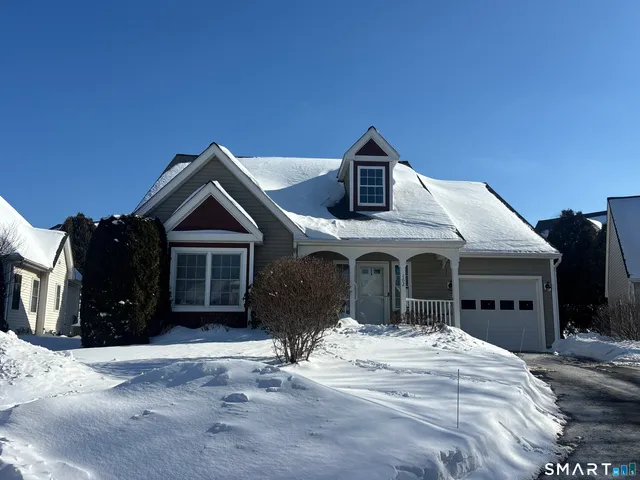 $395,000 | 162 Thistle Pond Drive, Unit 162, Bloomfield, CT 06002