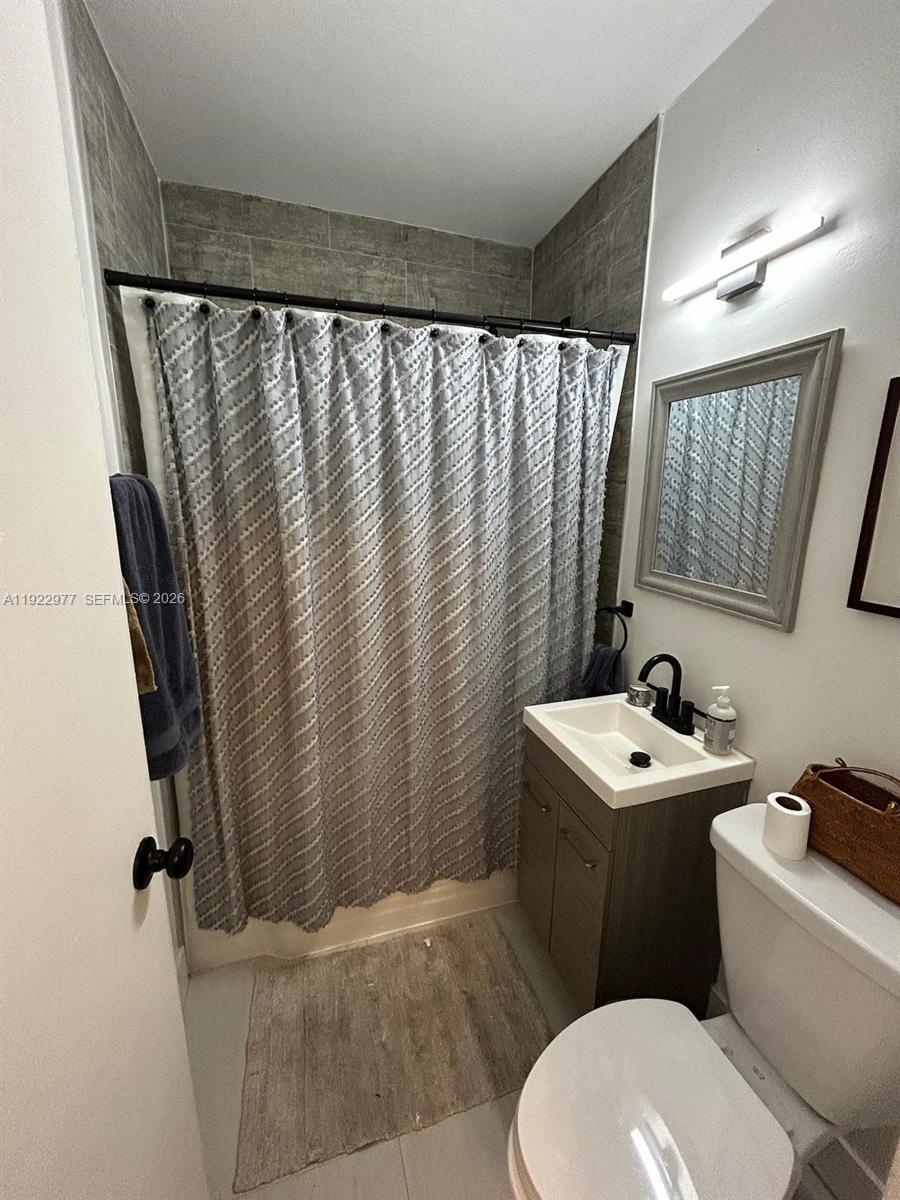 270 Northwest 109th Street, Unit 270 Miami, FL 33168 - Photo 31 of 47