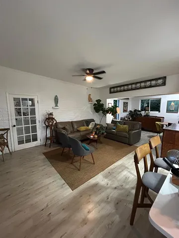 $4,000 | 270 Northwest 109th Street, Unit 270, Miami, FL 33168