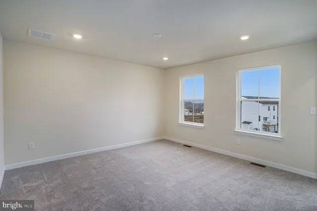 $3,300 | 708 Platinum Drive, Phoenixville, PA 19460