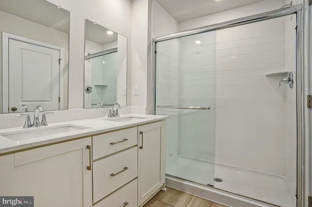 $3,300 | 708 Platinum Drive, Phoenixville, PA 19460