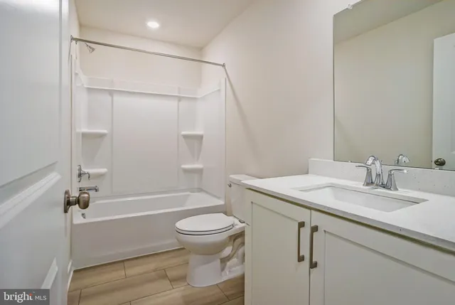 $3,300 | 708 Platinum Drive, Phoenixville, PA 19460