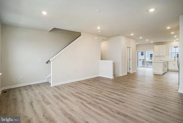 $3,300 | 708 Platinum Drive, Phoenixville, PA 19460