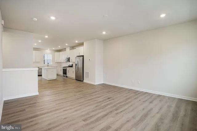 $3,300 | 708 Platinum Drive, Phoenixville, PA 19460