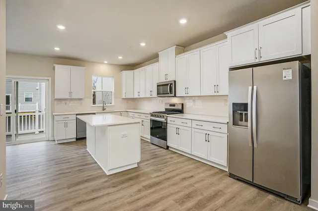 $3,300 | 708 Platinum Drive, Phoenixville, PA 19460