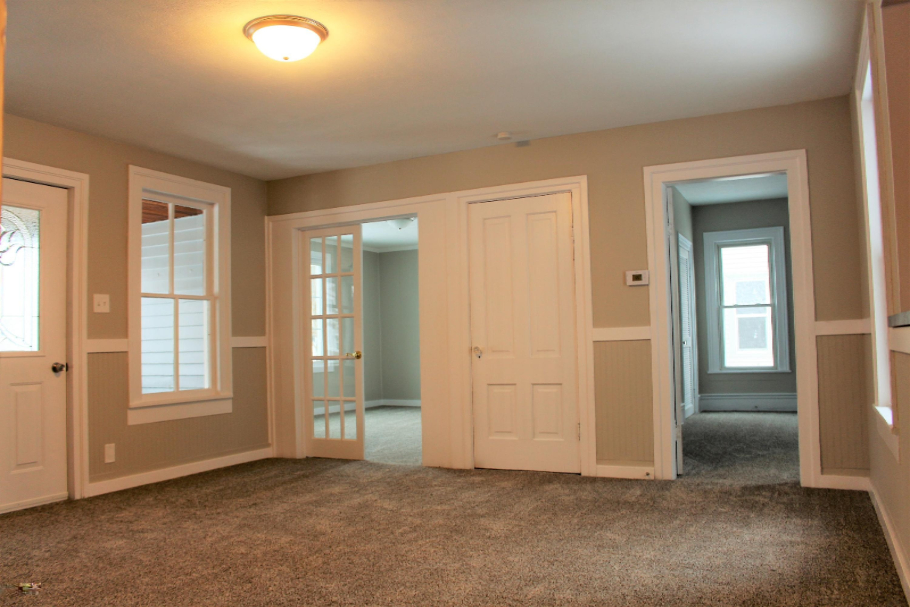 315 South Front Street Belding, MI 48809 - Photo 4 of 14 IMG_6302
